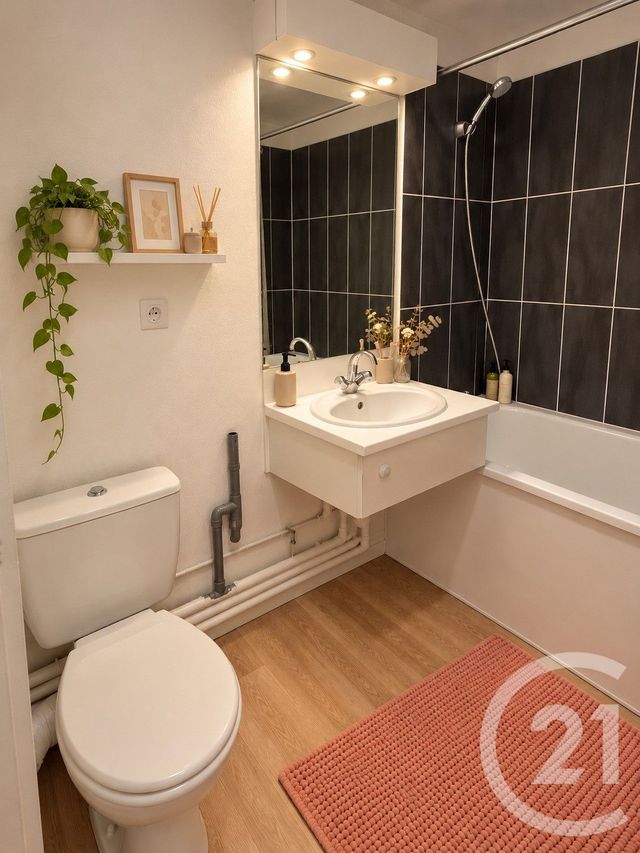 Appartement F1 à louer - 1 pièce - 26.36 m2 - TALENCE - 33 - AQUITAINE - Century 21 Kadima