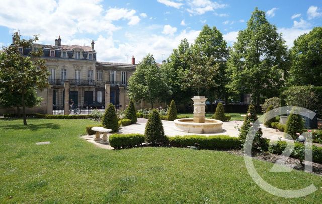 Appartement T3 à louer - 3 pièces - 75.3 m2 - BORDEAUX - 33 - AQUITAINE - Century 21 Kadima