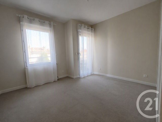 Appartement T3 à louer - 3 pièces - 75.3 m2 - BORDEAUX - 33 - AQUITAINE - Century 21 Kadima