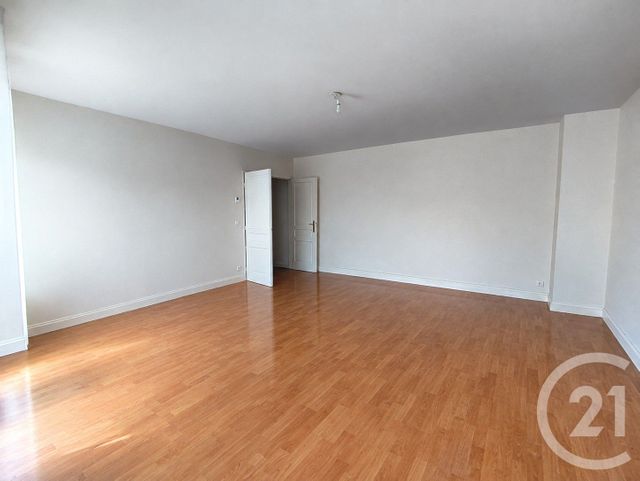 Appartement T3 à louer - 3 pièces - 75.3 m2 - BORDEAUX - 33 - AQUITAINE - Century 21 Kadima