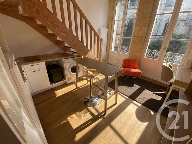 Appartement T2 à louer - 2 pièces - 21.54 m2 - BORDEAUX - 33 - AQUITAINE - Century 21 Kadima