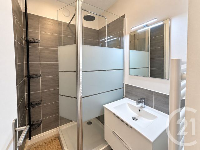 Appartement Studio à louer - 1 pièce - 26.66 m2 - BORDEAUX - 33 - AQUITAINE - Century 21 Kadima