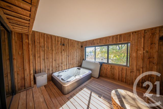 maison à louer - 4 pièces - 185.0 m2 - BORDEAUX - 33 - AQUITAINE - Century 21 Kadima