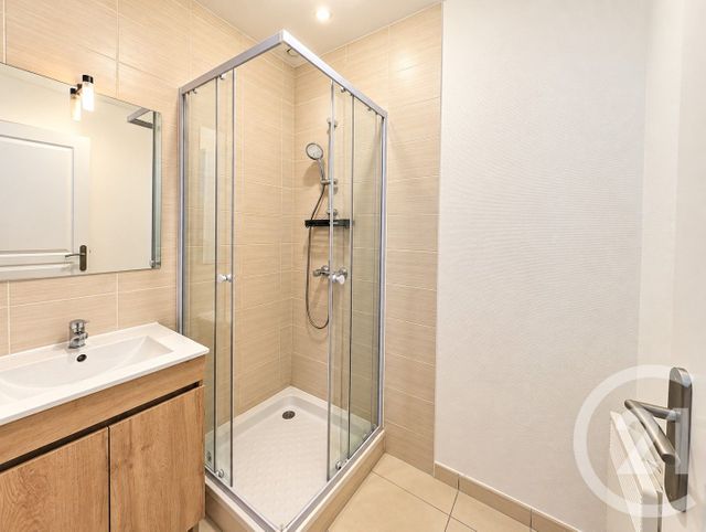 Appartement T2 à louer - 2 pièces - 38.67 m2 - LE HAILLAN - 33 - AQUITAINE - Century 21 Kadima