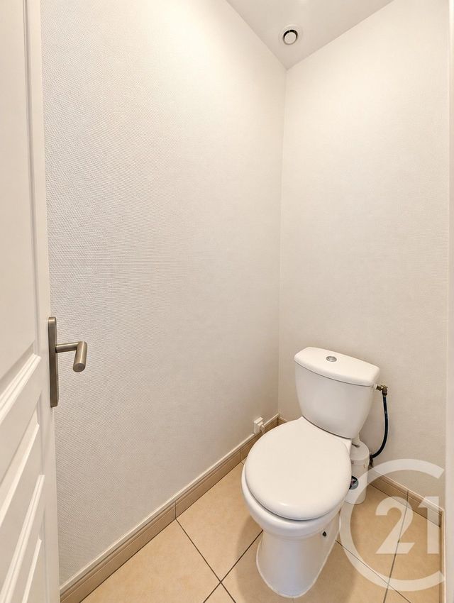 Appartement T2 à louer - 2 pièces - 38.67 m2 - LE HAILLAN - 33 - AQUITAINE - Century 21 Kadima
