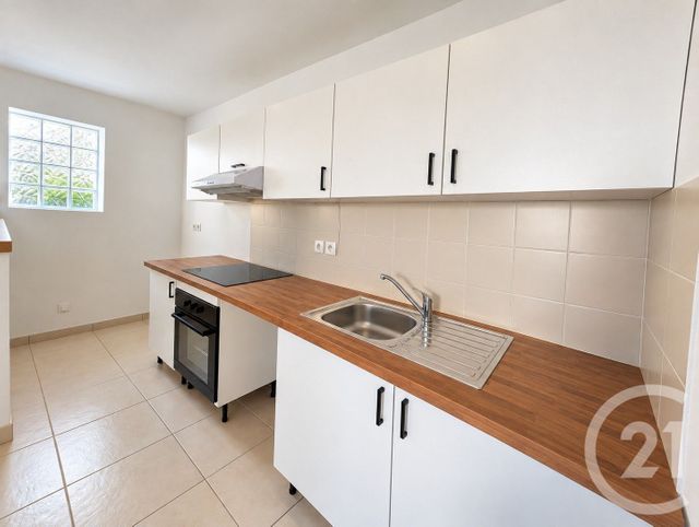 Appartement T2 à louer - 2 pièces - 38.67 m2 - LE HAILLAN - 33 - AQUITAINE - Century 21 Kadima